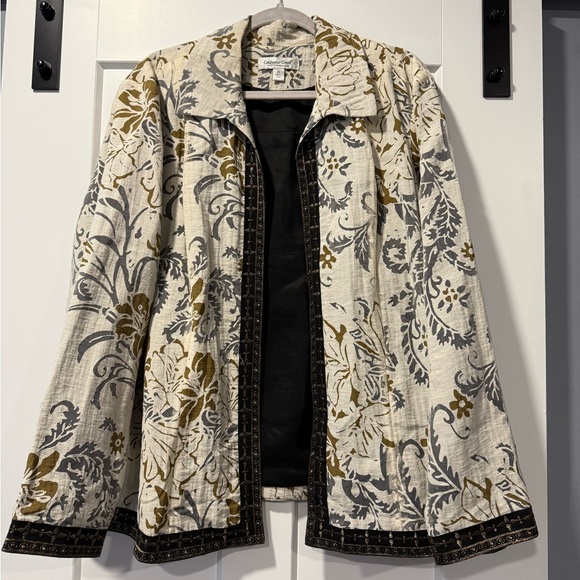 Coldwater Creek Jackets & Blazers - Coldwater Creek Cream and Gold Floral Blazer